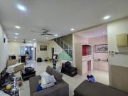 Food groceries mrt nearby for less headache