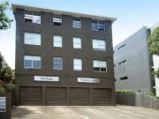 Footsteps to city transport and an easy drive to beaches