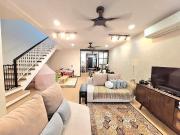 FOR 2 Storey Terrace Elmina Green 3 U17