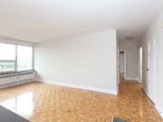 For Lease 10 Shallmar Boulevard Unit# 811, Toronto, Ontario
