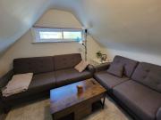 For Lease 13 Pinegrove Avenue Unit# Upper, Toronto, Ontario