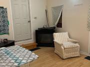 For Lease 14 Tofield Crescent Unit# Main/lower bsmt,...