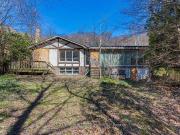 For Lease 15 York Valley Crescent, Toronto, Ontario