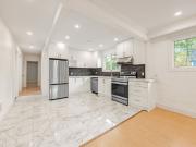 For Lease 16 Muskoka Avenue Unit# Unit 2, Toronto, Ontario