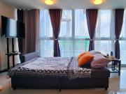 FOR LEASE: 1 Bedroom Flat in Uptown Parksuites, Taguig City