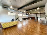 For Lease 200 sqm Creative Office in Quality Complex