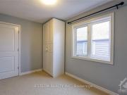 For Lease 210 COOKS MILL Crescent, Blossom Park Airport...