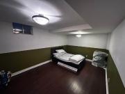 For Lease 27 Sugarbush Square, Toronto, Ontario