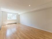 For Lease 318 Lorry Greenberg Drive Unit# 206, Hunt Club...