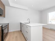 For Lease 319 Shakespeare Street Unit# 8, Vanier and...