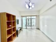 For Lease: 3 Bedroom Condo at Two Serendra – Red Oak...