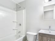 For Lease 646 Lansdowne Avenue Unit# 4, Toronto, Ontario