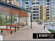 FOR LEASE – Modern One Bedroom Apartment in Prime...