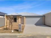 Just in! 10 Bibra Way, SOUTH YUNDERUP House for rent...