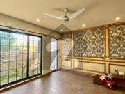 For rent 10 marla designer house phase 8 bahria town...