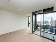 Deal! 1112/111 Melbourne Street, South Brisbane...