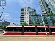 Nice 1222 231 Fort York Boulevard, Toronto, ON, M5V 1B2 le.