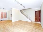 Cheap 1/33A Davies Street, Surry Hills, NSW 2010