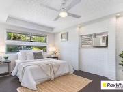 Cheap 13 Rathbone Place, Labrador, QLD 4215
