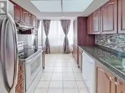 Cozy 1508 350 Alton Towers Circle, Toronto, ON, M1V 5E3 le.