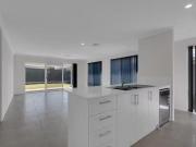 Deal! 16 Swanson Loop, Coodanup, WA 6210