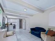 Nice 1/88 Old Cleveland Road, Greenslopes, QLD 4120