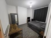 Just in! 1 BA 1 bedroom house share for rent in...