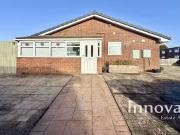 Deal! 1 BA 2 bedroom bungalow for rent in Chamberlain...