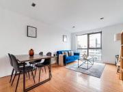 Just in! 1 BA 2 bedroom flat for rent in Kingsland Road,...
