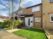 Cheap 1 BA 2 bedroom house for rent in Bluebell Close,...