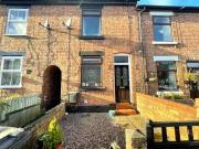 Unique 1 BA 2 bedroom house for rent in Moreton Street,...