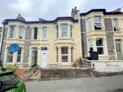 Deal! 1 BA 3 bedroom terraced house for rent in Raymend...