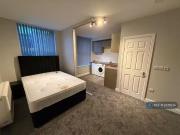 Cozy 1 BA Studio flat for rent in York House, Doncaster, DN1