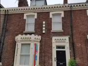 Cheap 1 Bed Flat, Azalea Terrace North, SR2