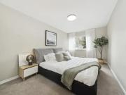 For Rent 1 Bedroom Apartment Surrey BC DS100409681