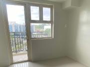 For Rent 1 Bedroom Condo Bare unit with Balcony on Taguig