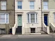 Cozy 1 bedroom flat for rent in 62 Whitstable Road, CT2