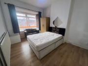 Cozy 1 bedroom flat for rent in Ash Tree Road,...