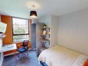 Charming 1 bedroom flat share for rent in Tailors Court,...