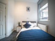 Deal! 1 bedroom house share for rent in Wood End Road,...