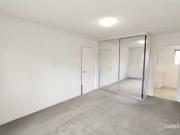 Rental! 1 BR 3/65 Holtermann Street, Crows Nest...