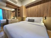 For Rent: 1BR Corner Unit with Balcony at 38th Park...