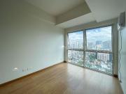 For Rent: 1BR One Bedroom Condo in Time Square West,...