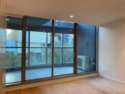 Unique 201/35 Albert Road, MELBOURNE Apartment for rent...