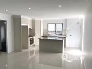 Unique 2/101 Chaucer Street, Moorooka, QLD 4105