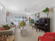 Unique 2/33 Montpelier Street, Clayfield, QLD 4011