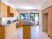 Nice 233 Queen Street, Beaconsfield House for rent...