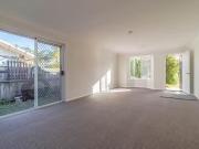 Just in! 2/3 Calvary Court, Labrador, QLD 4215