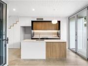 Charming 2/3 Kennedy Terrace, EAST BRISBANE Townhouse...