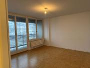 For rent 2.5 room apartment on Rue de Genève in Lausanne